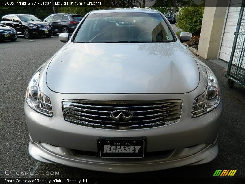 Liquid Platinum / Graphite 2009 Infiniti G 37 x Sedan