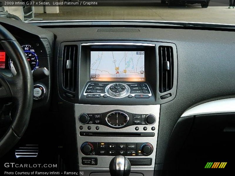 Liquid Platinum / Graphite 2009 Infiniti G 37 x Sedan