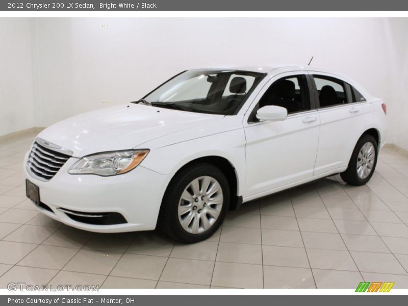 Bright White / Black 2012 Chrysler 200 LX Sedan