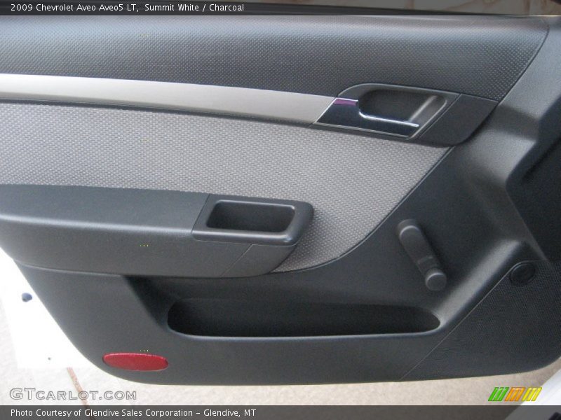 Summit White / Charcoal 2009 Chevrolet Aveo Aveo5 LT