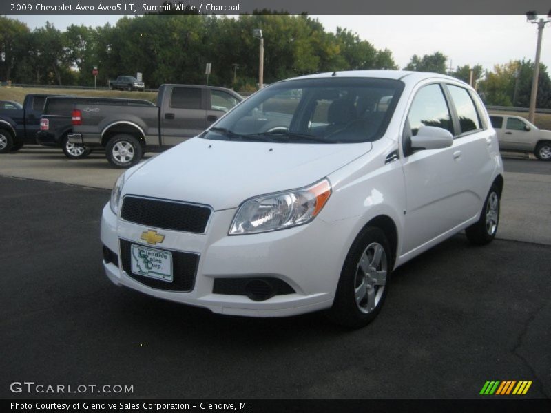 Summit White / Charcoal 2009 Chevrolet Aveo Aveo5 LT