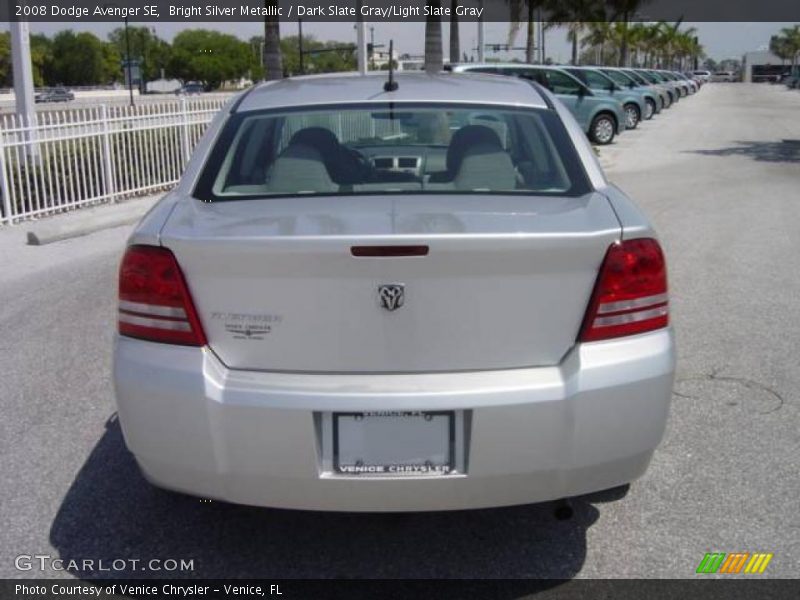 Bright Silver Metallic / Dark Slate Gray/Light Slate Gray 2008 Dodge Avenger SE