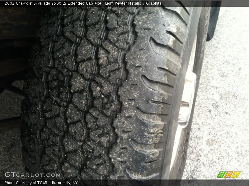 Light Pewter Metallic / Graphite 2002 Chevrolet Silverado 2500 LS Extended Cab 4x4