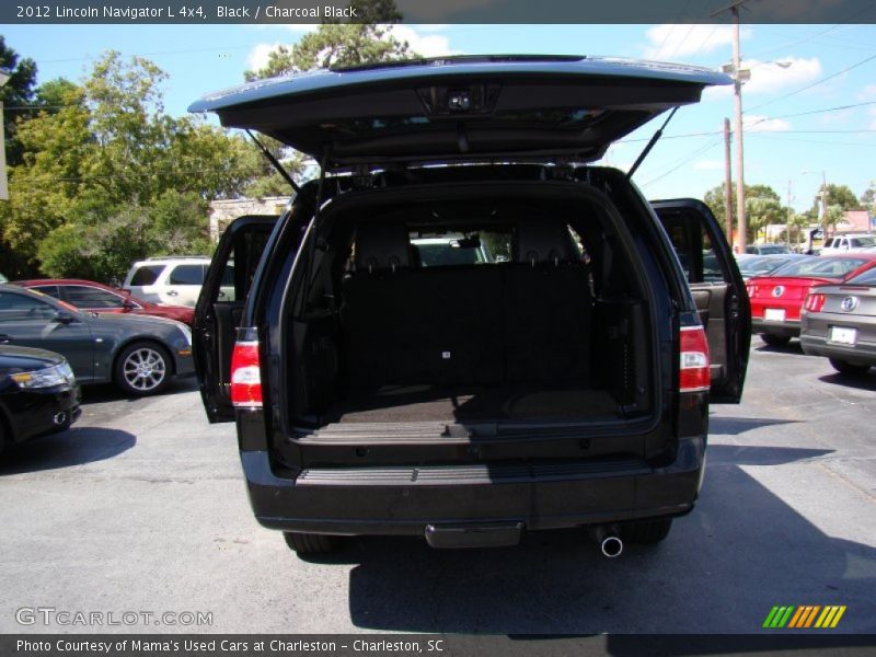 Black / Charcoal Black 2012 Lincoln Navigator L 4x4