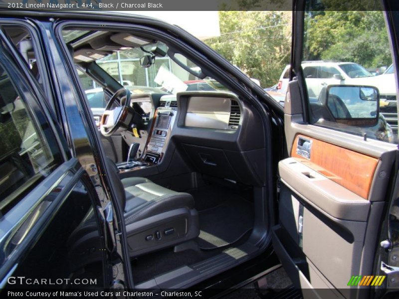 Black / Charcoal Black 2012 Lincoln Navigator L 4x4