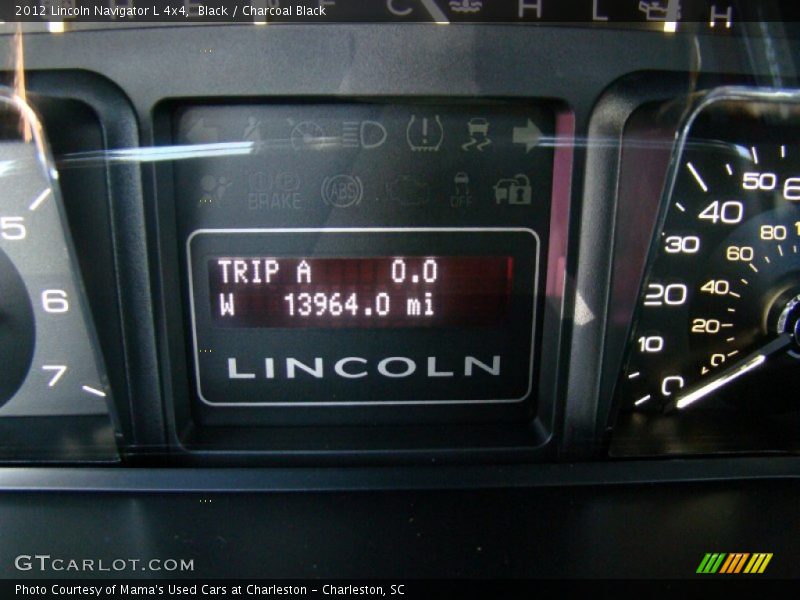 Black / Charcoal Black 2012 Lincoln Navigator L 4x4