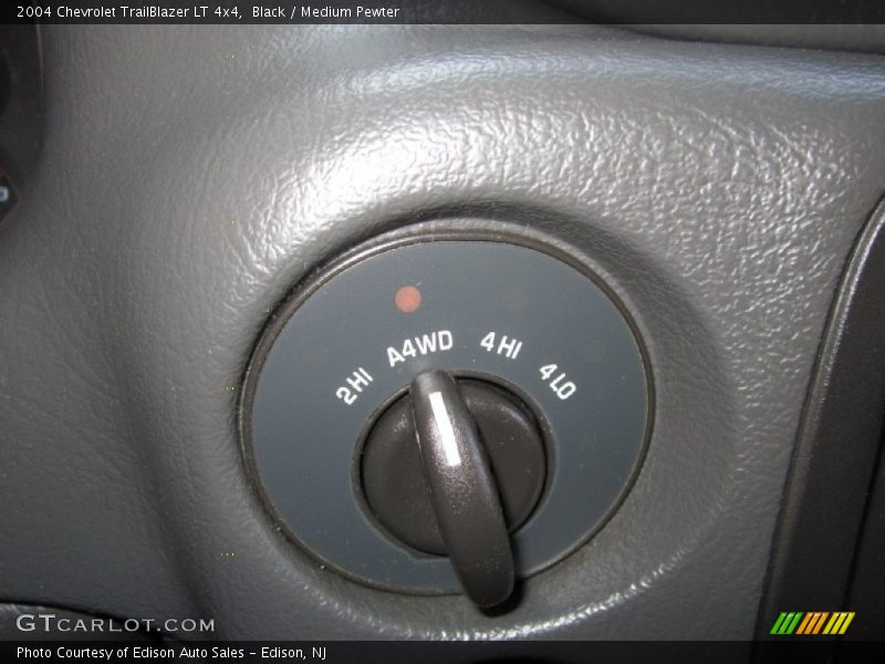 Black / Medium Pewter 2004 Chevrolet TrailBlazer LT 4x4