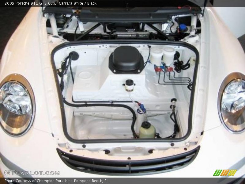  2009 911 GT3 Cup Trunk