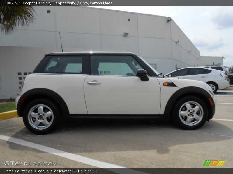 Pepper White / Grey/Carbon Black 2007 Mini Cooper Hardtop