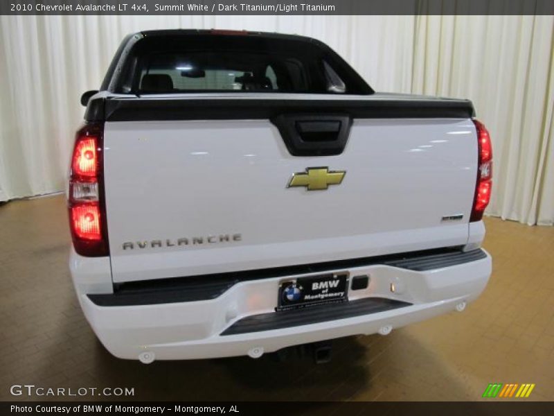 Summit White / Dark Titanium/Light Titanium 2010 Chevrolet Avalanche LT 4x4