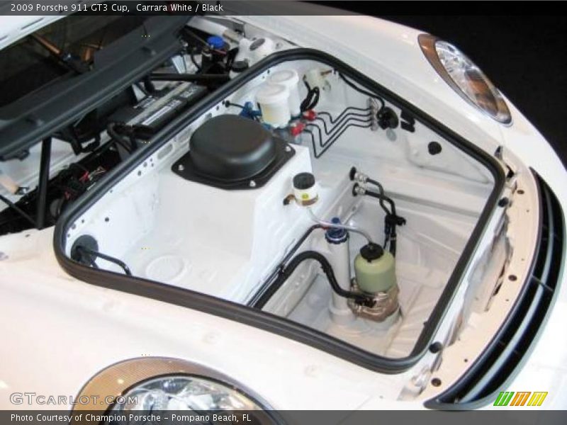  2009 911 GT3 Cup Trunk