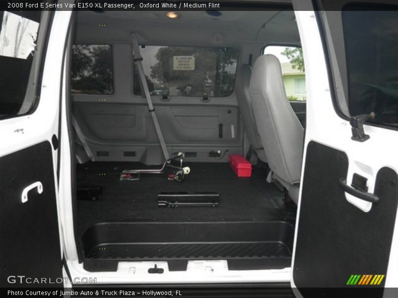 Oxford White / Medium Flint 2008 Ford E Series Van E150 XL Passenger