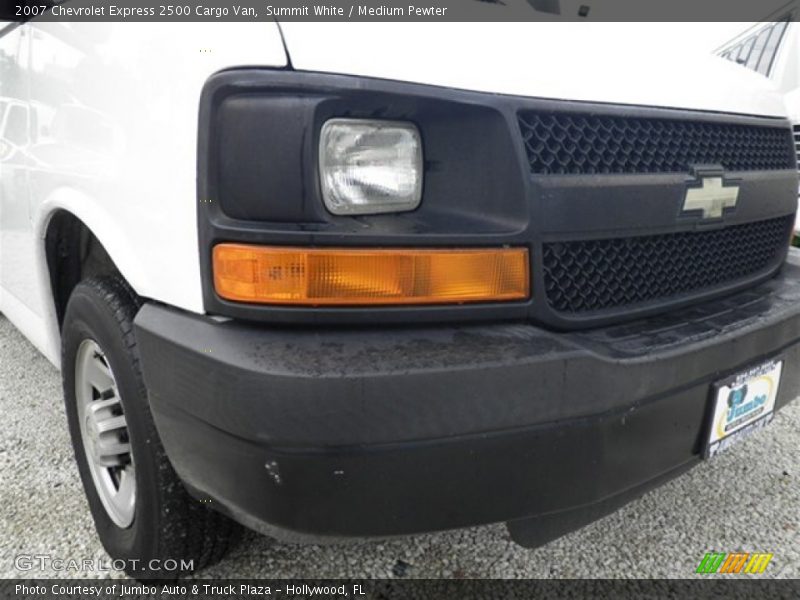 Summit White / Medium Pewter 2007 Chevrolet Express 2500 Cargo Van