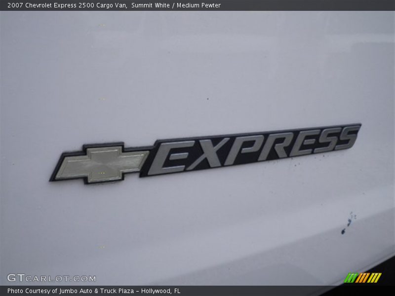 Summit White / Medium Pewter 2007 Chevrolet Express 2500 Cargo Van