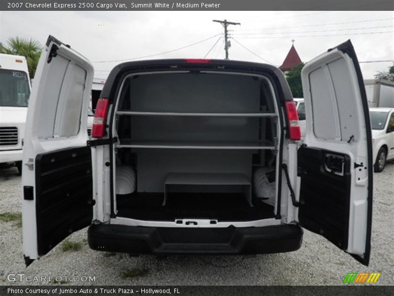 Summit White / Medium Pewter 2007 Chevrolet Express 2500 Cargo Van