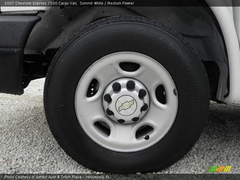  2007 Express 2500 Cargo Van Wheel