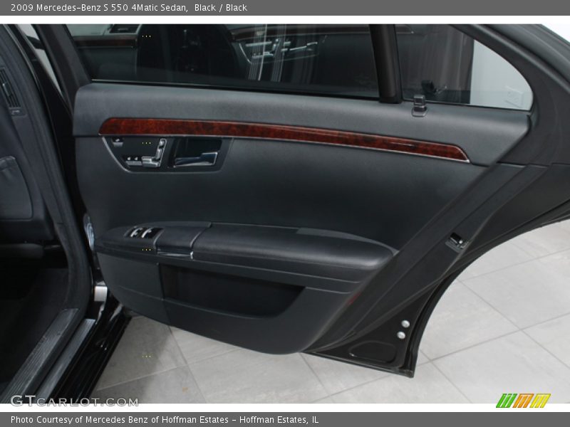 Black / Black 2009 Mercedes-Benz S 550 4Matic Sedan