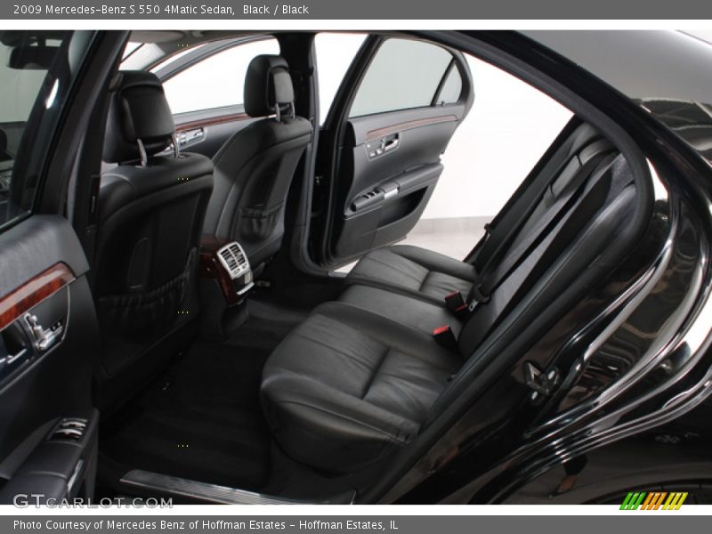 Black / Black 2009 Mercedes-Benz S 550 4Matic Sedan