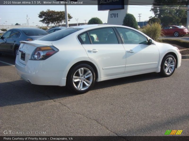 Winter Frost White / Charcoal 2010 Nissan Altima 3.5 SR