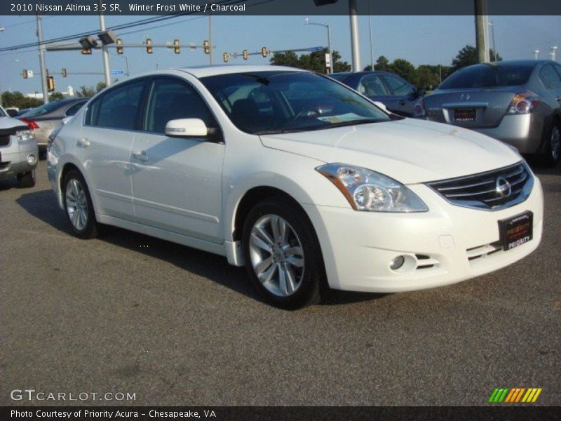 Winter Frost White / Charcoal 2010 Nissan Altima 3.5 SR