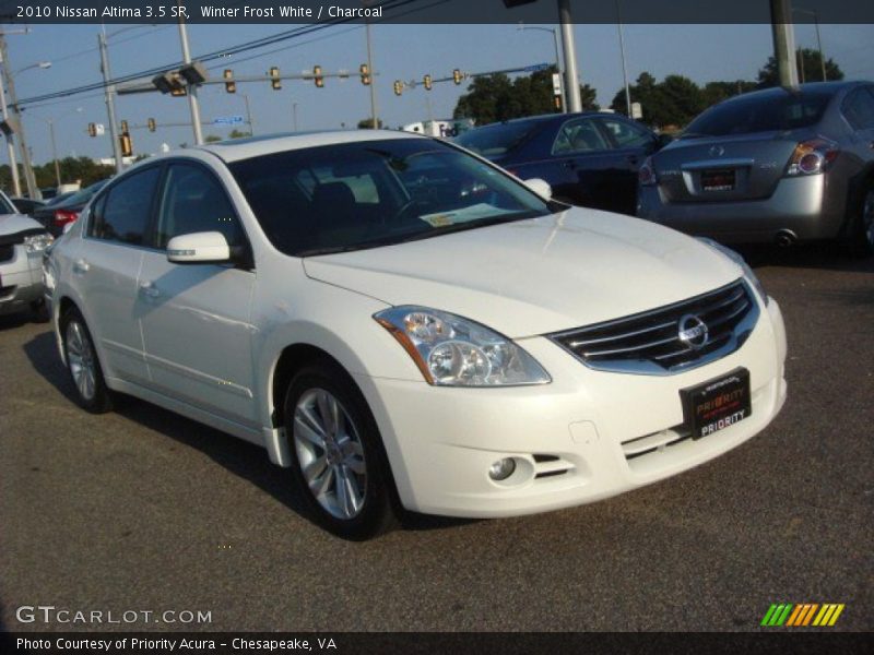 Winter Frost White / Charcoal 2010 Nissan Altima 3.5 SR