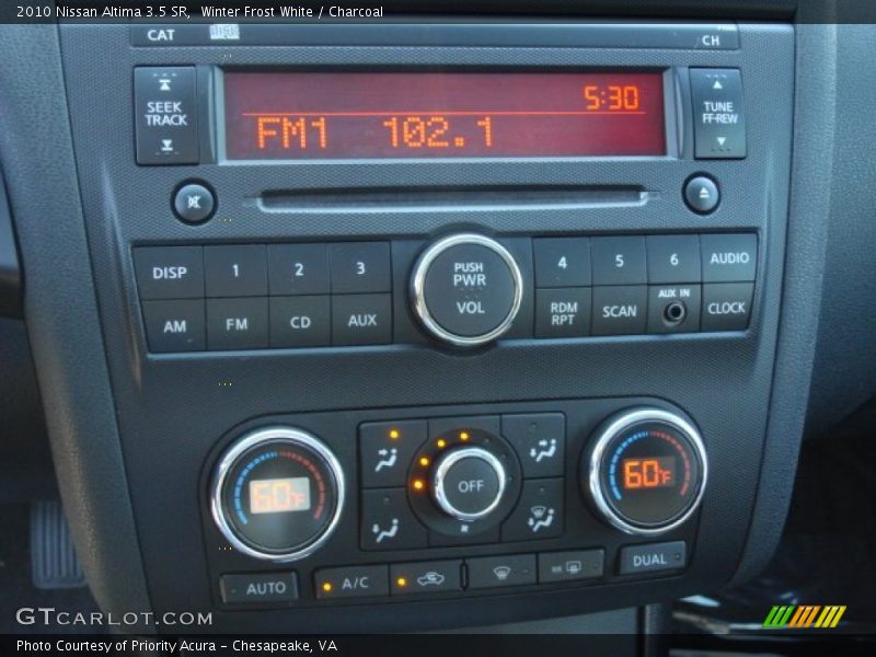 Winter Frost White / Charcoal 2010 Nissan Altima 3.5 SR
