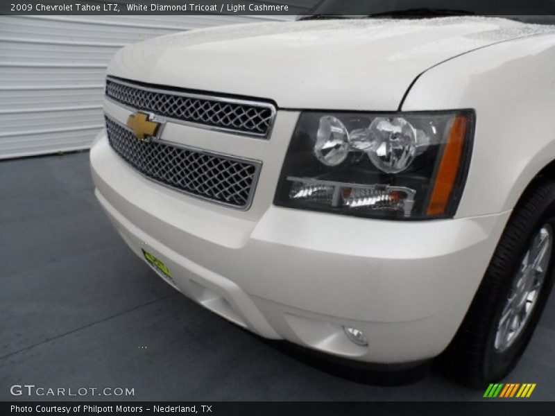 White Diamond Tricoat / Light Cashmere 2009 Chevrolet Tahoe LTZ