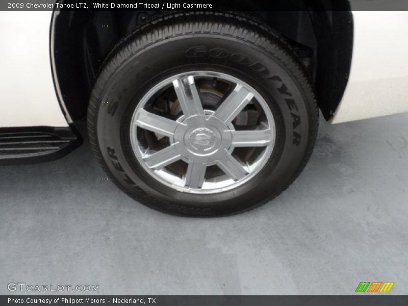 White Diamond Tricoat / Light Cashmere 2009 Chevrolet Tahoe LTZ