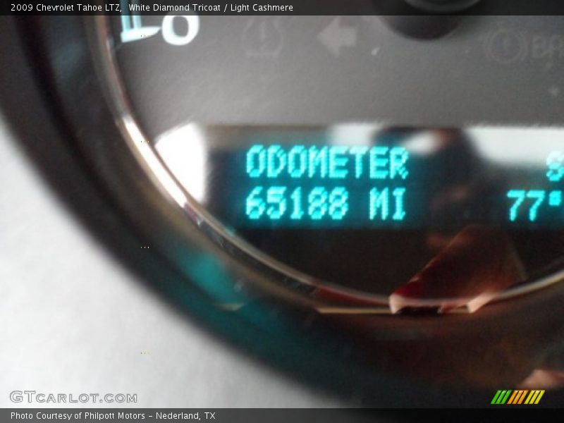 White Diamond Tricoat / Light Cashmere 2009 Chevrolet Tahoe LTZ