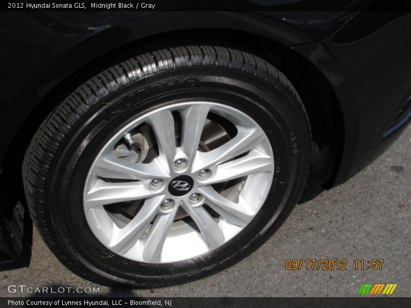 Midnight Black / Gray 2012 Hyundai Sonata GLS