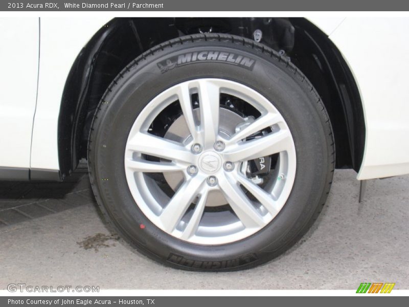 White Diamond Pearl / Parchment 2013 Acura RDX