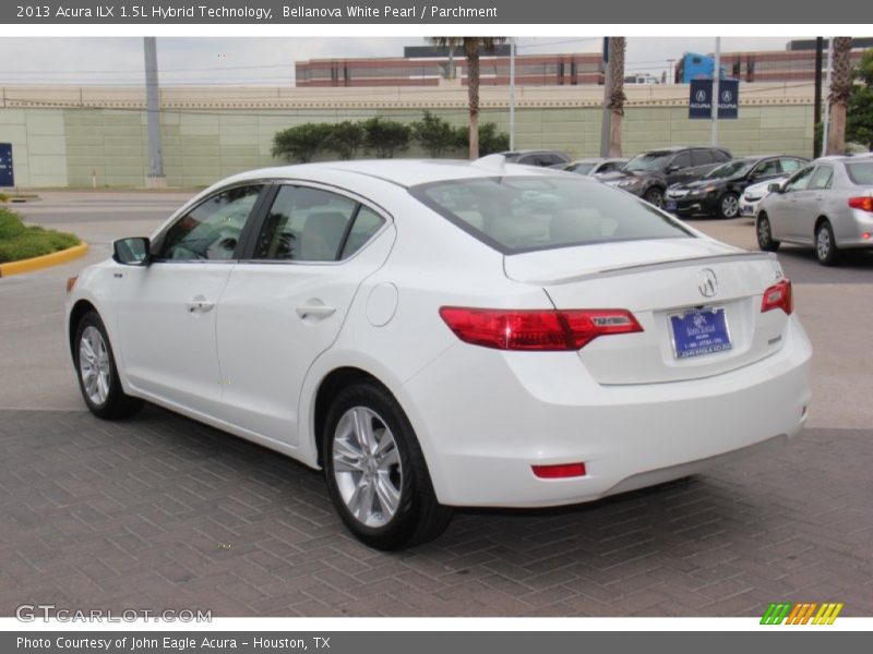 Bellanova White Pearl / Parchment 2013 Acura ILX 1.5L Hybrid Technology