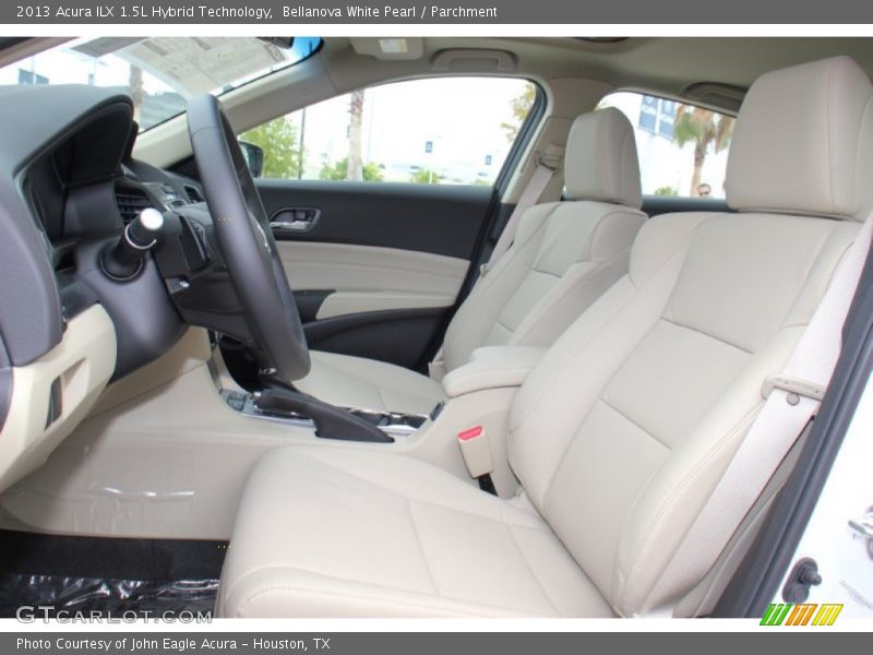 Front Seat of 2013 ILX 1.5L Hybrid Technology