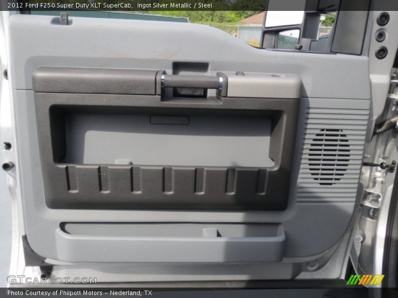 Door Panel of 2012 F250 Super Duty XLT SuperCab
