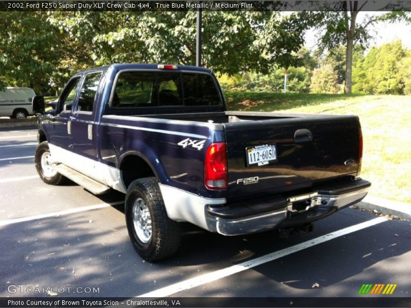 True Blue Metallic / Medium Flint 2002 Ford F250 Super Duty XLT Crew Cab 4x4