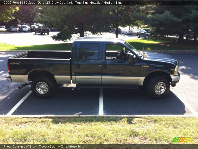 True Blue Metallic / Medium Flint 2002 Ford F250 Super Duty XLT Crew Cab 4x4