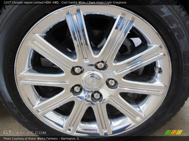 Cool Vanilla White / Dark Khaki/Light Graystone 2007 Chrysler Aspen Limited HEMI 4WD