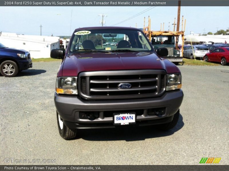 Dark Toreador Red Metallic / Medium Parchment 2004 Ford F250 Super Duty XL SuperCab 4x4