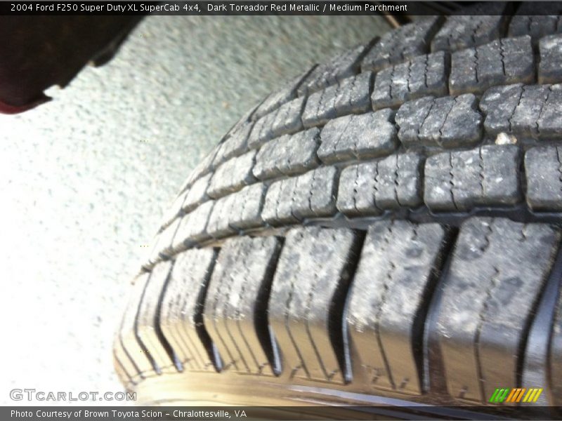 Dark Toreador Red Metallic / Medium Parchment 2004 Ford F250 Super Duty XL SuperCab 4x4
