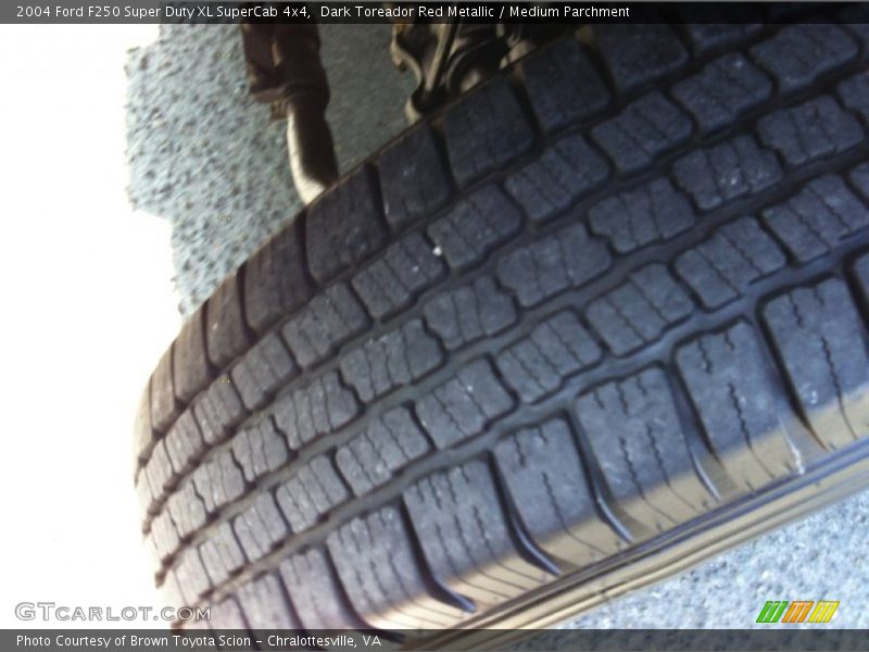 Dark Toreador Red Metallic / Medium Parchment 2004 Ford F250 Super Duty XL SuperCab 4x4