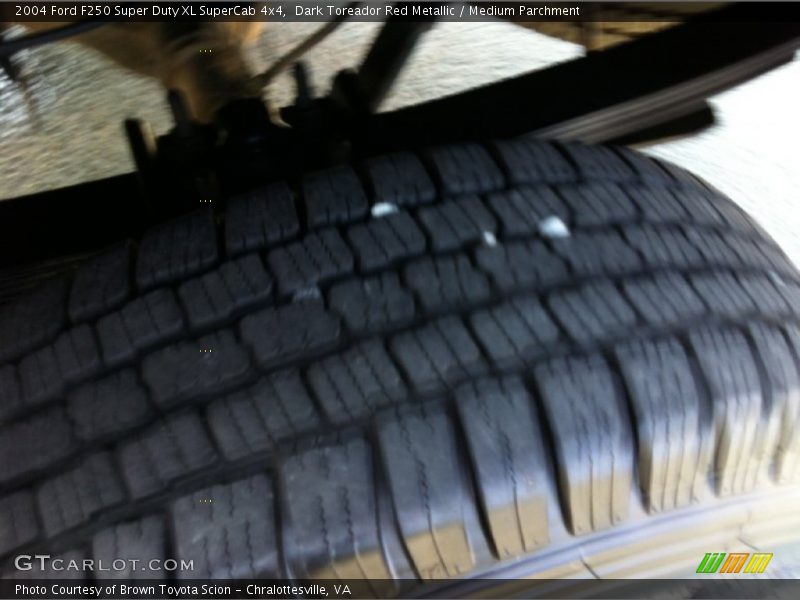 Dark Toreador Red Metallic / Medium Parchment 2004 Ford F250 Super Duty XL SuperCab 4x4
