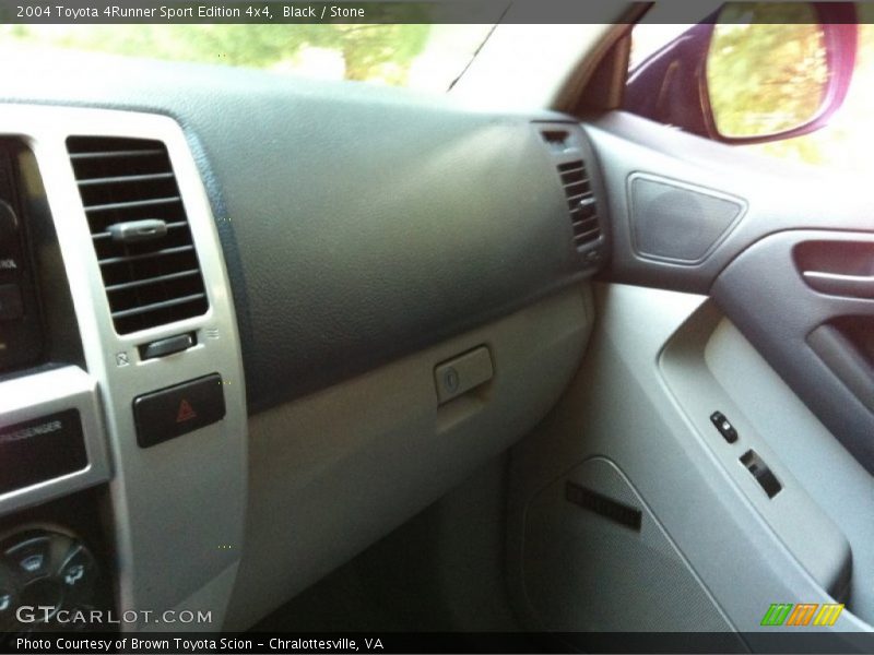 Black / Stone 2004 Toyota 4Runner Sport Edition 4x4