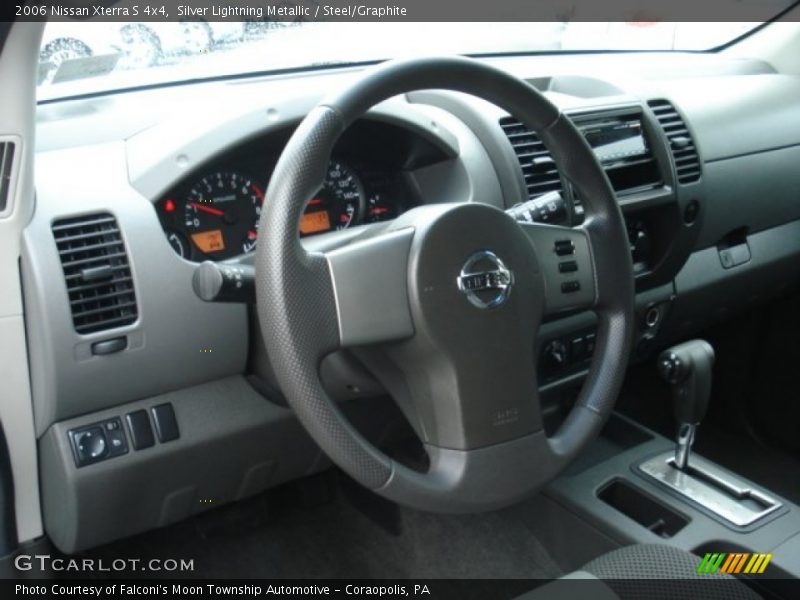 Silver Lightning Metallic / Steel/Graphite 2006 Nissan Xterra S 4x4
