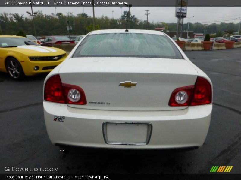 White Diamond Tricoat / Cocoa/Cashmere 2011 Chevrolet Malibu LT