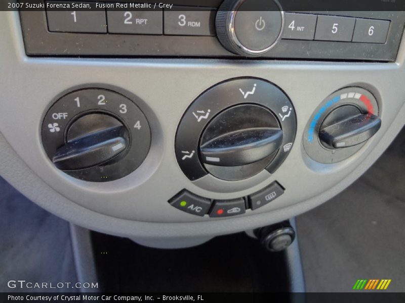 Fusion Red Metallic / Grey 2007 Suzuki Forenza Sedan