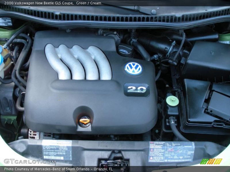 Green / Cream 2000 Volkswagen New Beetle GLS Coupe