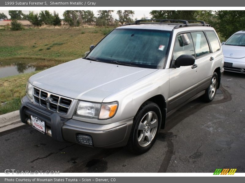 Silverthorn Metallic / Gray 1999 Subaru Forester S