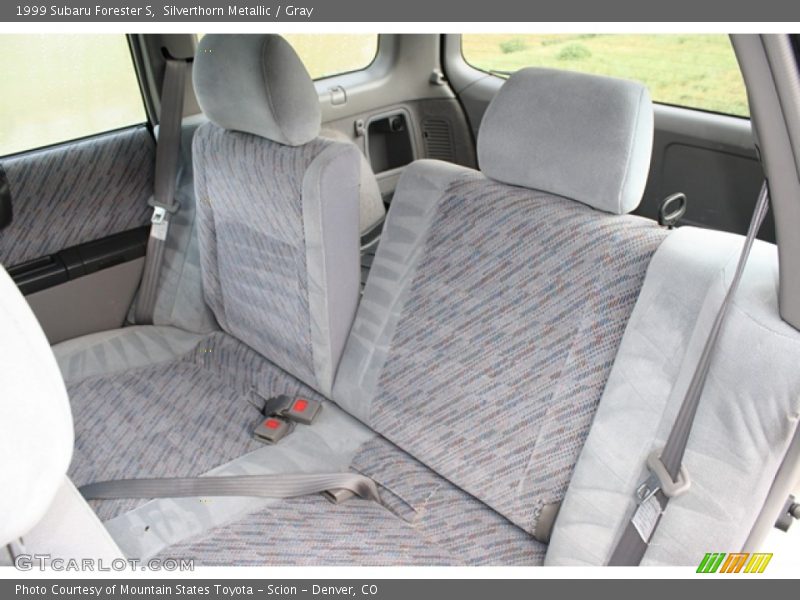 Silverthorn Metallic / Gray 1999 Subaru Forester S