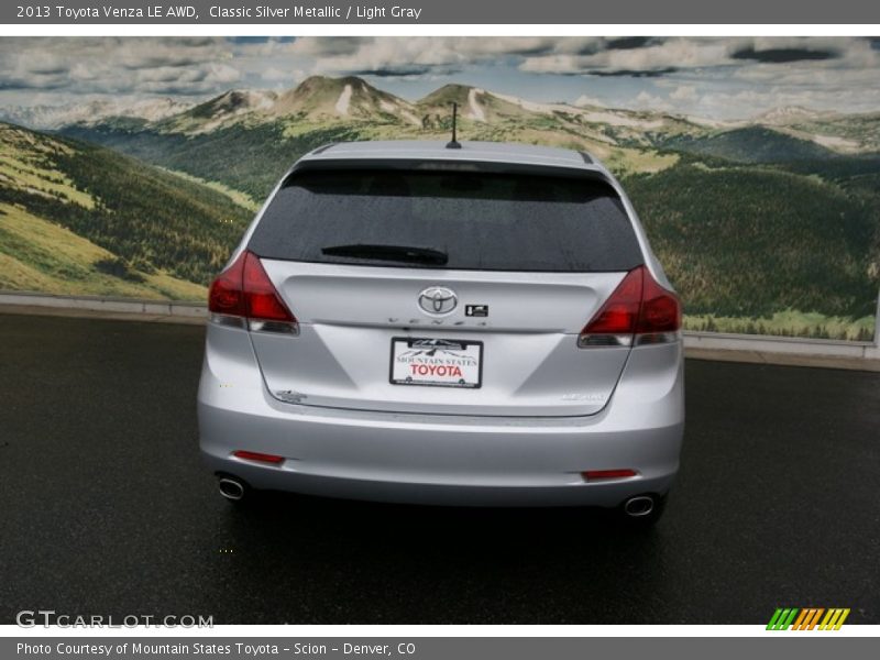 Classic Silver Metallic / Light Gray 2013 Toyota Venza LE AWD