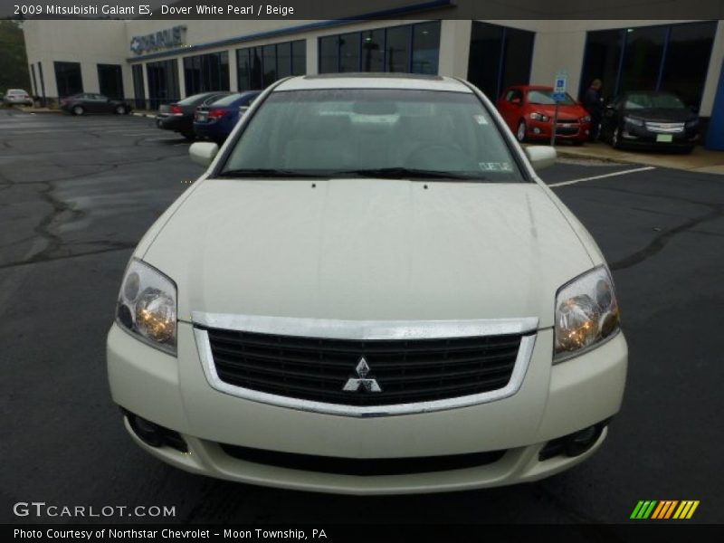 Dover White Pearl / Beige 2009 Mitsubishi Galant ES